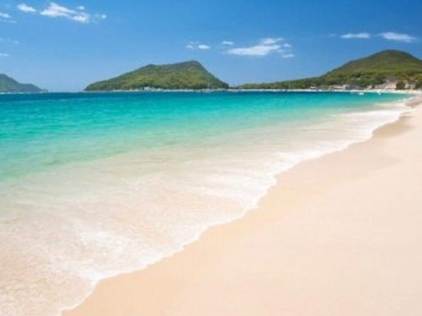 imgi 246 Shoal Bay Beach 2 800x448